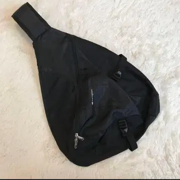 Y2K 챔피온 나일론 테크 원 숄더 슬링백