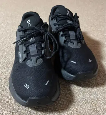 [ 거의 새상품 ] On Cloudrunner 2 방수/블랙/23.0cm