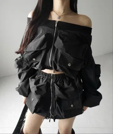 me+em select 셋업 오프숄더 블루종 지퍼 미니 스커트