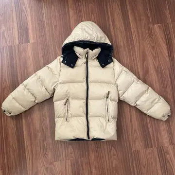 MONCLER 후드 부착 다운 코트