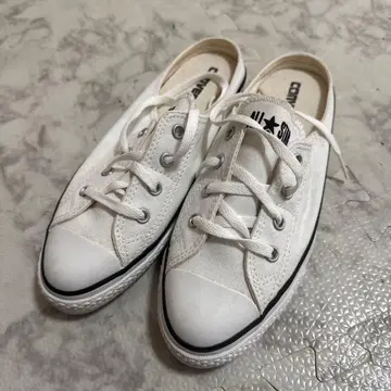 CONVERSE ALL STAR 화이트 스니커즈