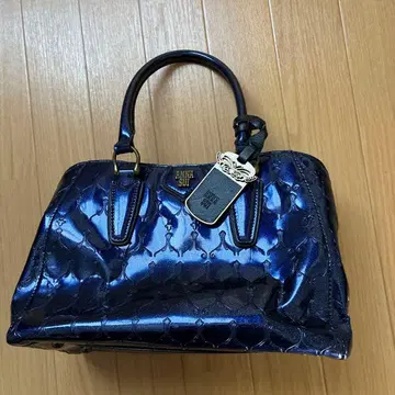 ANNA SUI 네이비 에나멜 핸드백