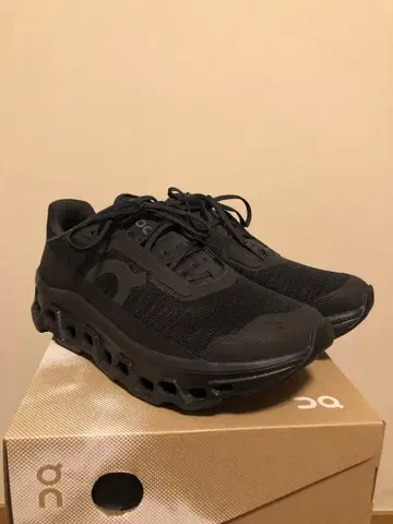 On Cloudmonster Void 블랙 8.5 M