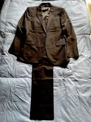 BEAMS 스트라이프 비즈니스 정장 블랙 2버튼