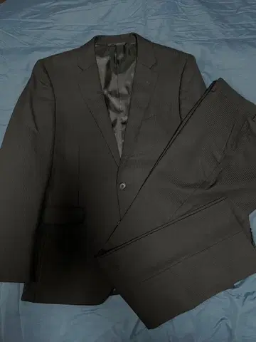 BEAMS 스트라이프 비즈니스 정장 블랙 2버튼