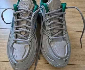 리복 남성용 스니커즈