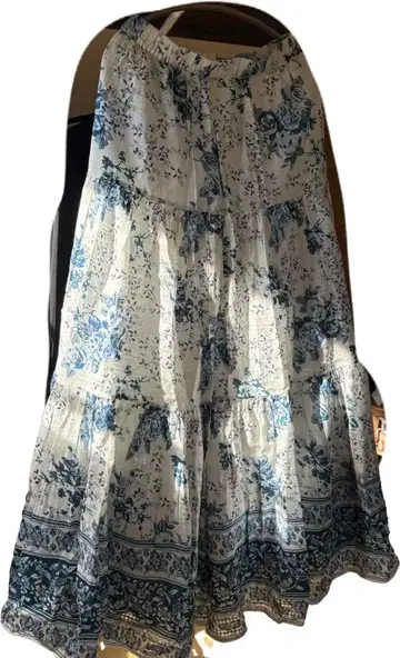 ZARA 꽃무늬 티어드 롱 스커트