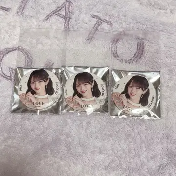 =LOVE 이코러브 노구치 이오리 보석 의상 캔뱃지