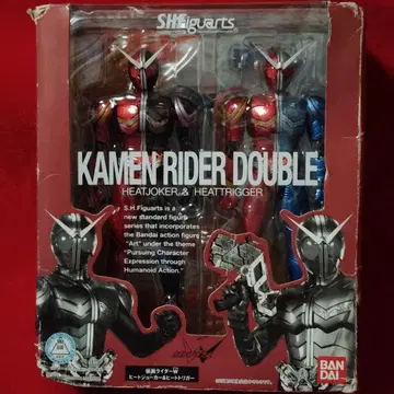 초레어 상자 찌그러짐, 찍힘 있음 [미개봉] 가면라이더 더블 피규어