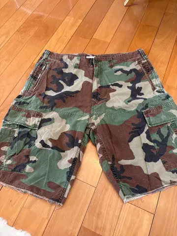 MASTERPIECE 카모플라쥬 카고 숏팬츠