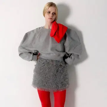 AMOMMA 퍼프 슬리브 맨투맨 상의 맨투맨