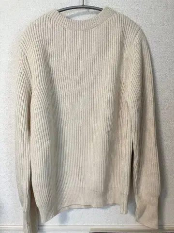 두꺼운 원단 니트 스웨터/시착품