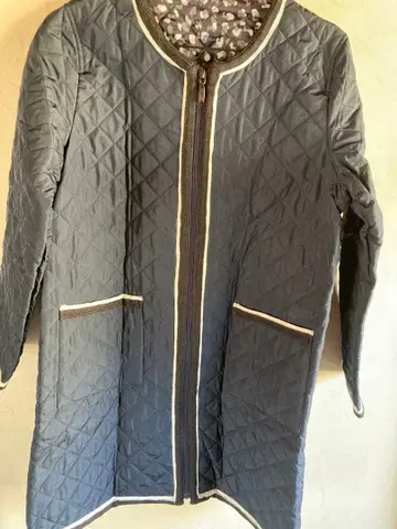 네이비 퀼팅 자켓 M 사이즈