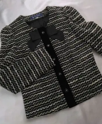 엠즈 그레이시 노카라 트위드 리본 38