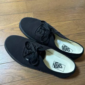 VANS 블랙 스니커즈