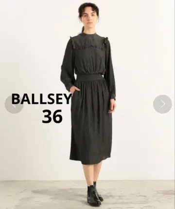 보르지 프레이즈 프린트 스탠드 넥 원피스 36