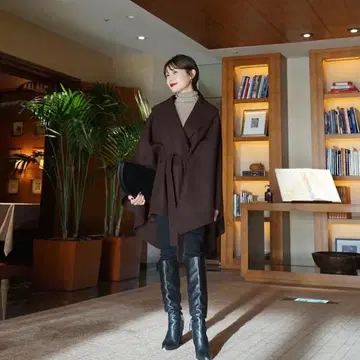 L'Or Irregular hem Cape Coat laubeblanc