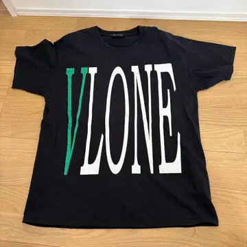 V LONE 블랙 T셔츠 m