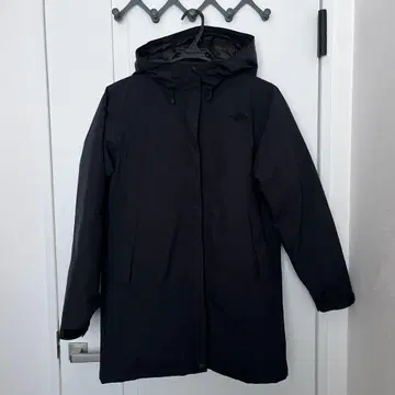THE NORTH FACE 블랙 마칼 다운 코트 M