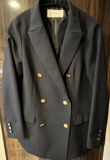 블랙 더블 브레스트 테일러드 자켓