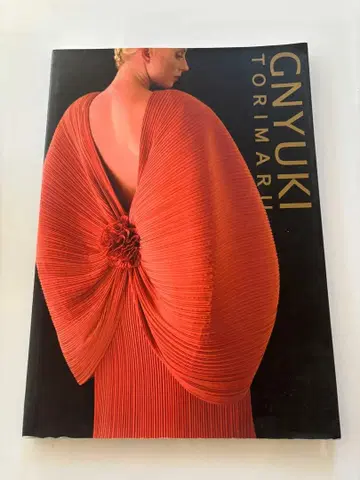 GNYUKI TORIMARU 사인 포함 토리마루 군설전 도록(2019)