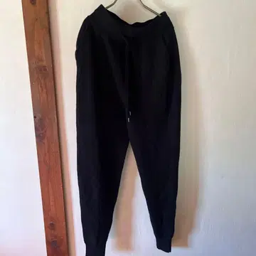 Uncrave 울 조거 팬츠 블랙