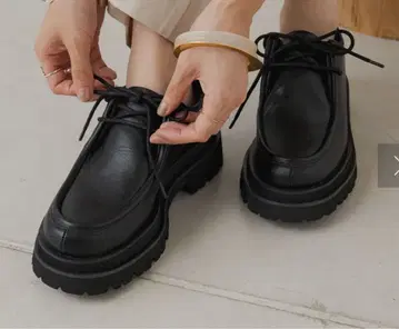 오메카시 레이스업 치로리안 신발