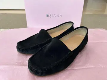 DIANA 블랙 스웨이드 로퍼