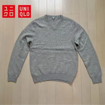 유니클로 캐시미어 V넥 스웨터 사이즈 M