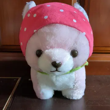 이치고 모자를 쓴 귀여운 강아지 봉제 인형