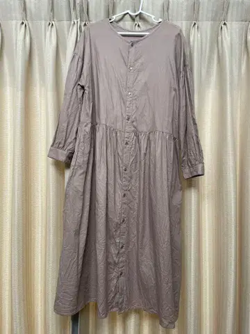 연한 브라운 셔츠 원피스