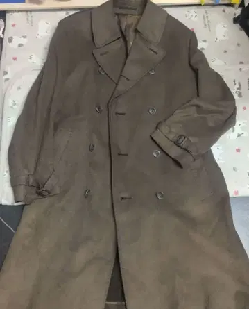 브라운 더블 브레스트 스텐카라 코트