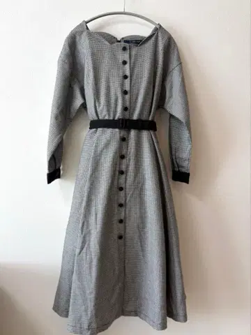 an another angelus 하운드투스 패턴 스캘럽 원피스