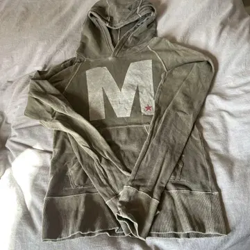 M 로고 후드 부착 후드티 M 사이즈 올리브 그린