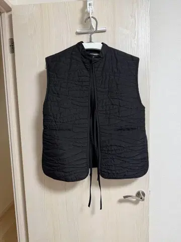 ROOM306 CONTEMPORARY 블랙 퀼팅 베스트