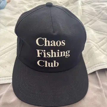 Chaos Fishing Club 캡 블랙