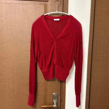 FRAY I.D 레드 비스코스 라메 숏 가디건