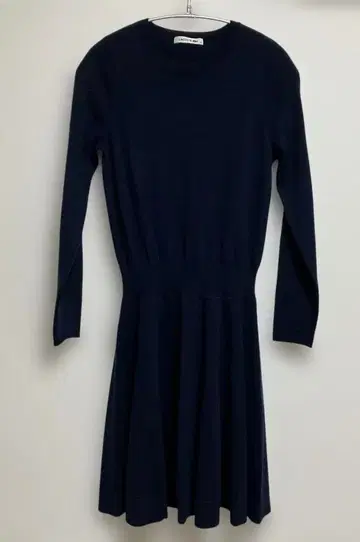 새상품급 라코스테 인기 니트 원피스 울100% 네이비 36 M