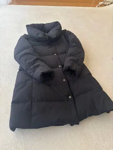 새상품급 PLST 블랙 다운 코트 여배우 옷깃 L