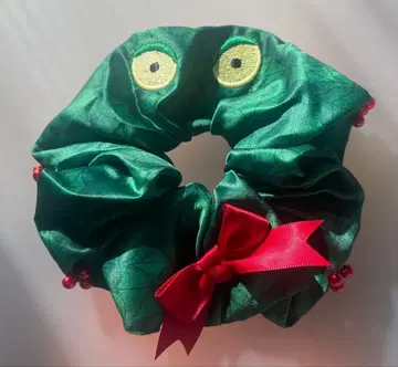 나이트메어 스크런치 리스 헤어 액세서리 디즈니 스토어