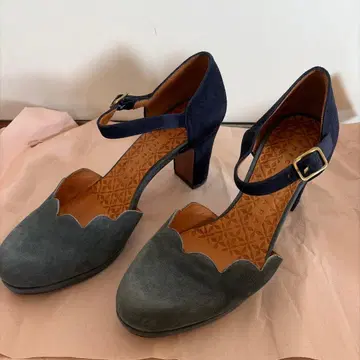 치에미하라 스웨이드 스캘럽 펌프스 37 1/2