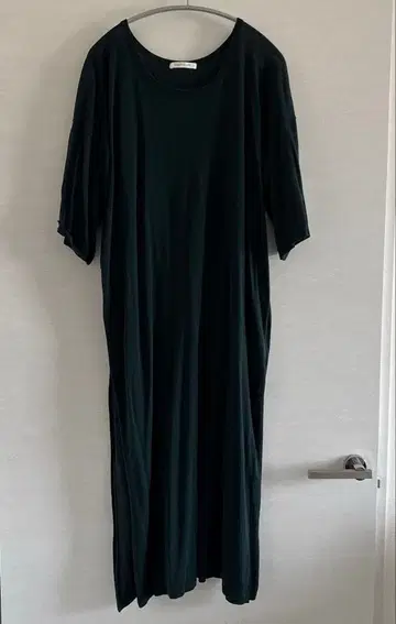 GALERIE VIE 다크 그린 7부 소매 롱 원피스