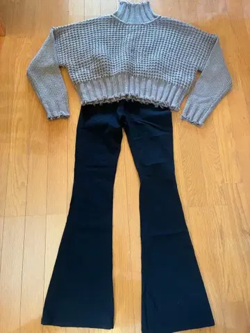 ENVYM 플레어컷 스키니 팬츠 & 니트 세트