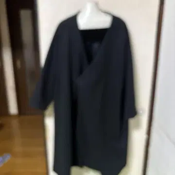 MB 오버 사이즈 V넥 블랙 상의