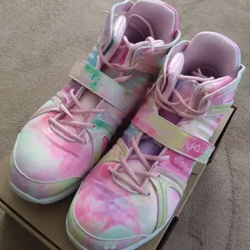 라이카 신발 귀여워요! 품절 상품