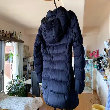 유니클로 네이비 후드 부착 다운 자켓 S 사이즈