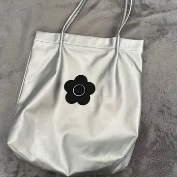 MARY QUANT 마리콴트 토트백 실버 데이지