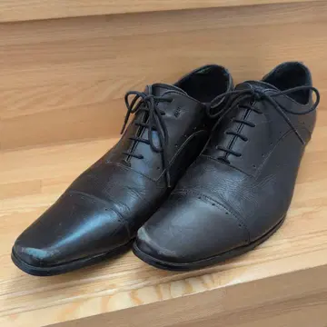 KATHARINE HAMNETT 블랙 드레스 슈즈 26