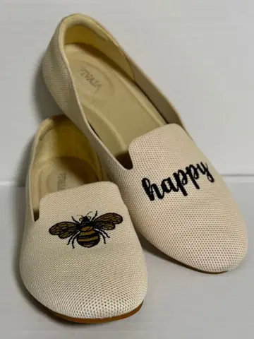 AUDREY 라운드토 자수 로퍼 꿀벌 38 VIVAIA