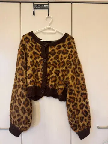 jouetie 레오파드 무늬 크롭 가디건